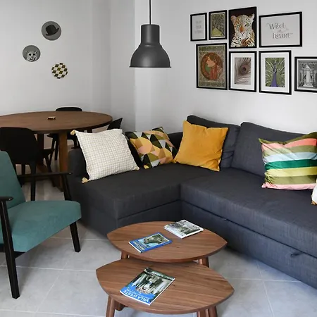 Aurelia's Hideaway, Near Vatican *