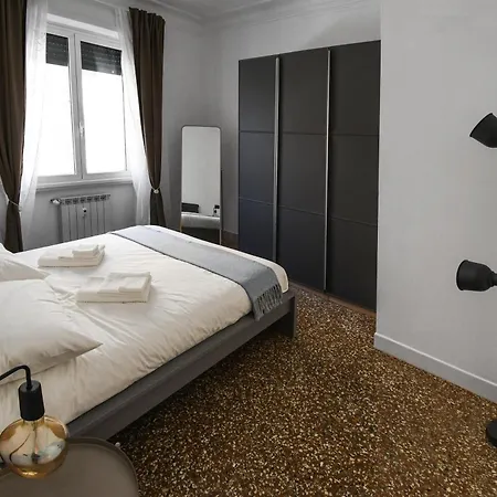 Aurelia's Hideaway, Near Vatican * Rome